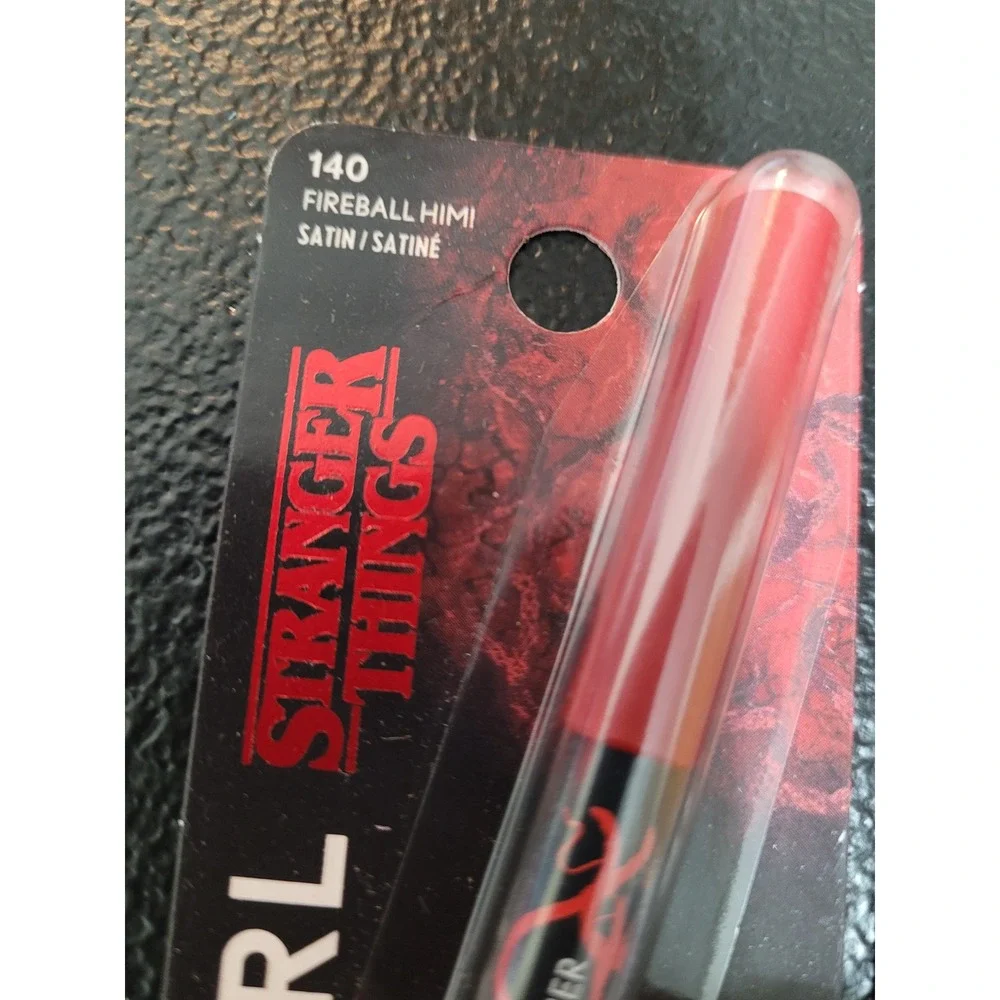 Covergirl Stranger Things Eyeliner Women 2pk Fireball Himi New Satin‎ Red 140
